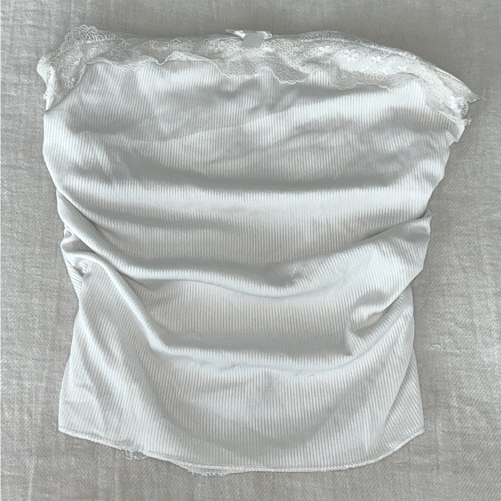 White H&M tube top with lace trim along the top, and scrunched up on the sides